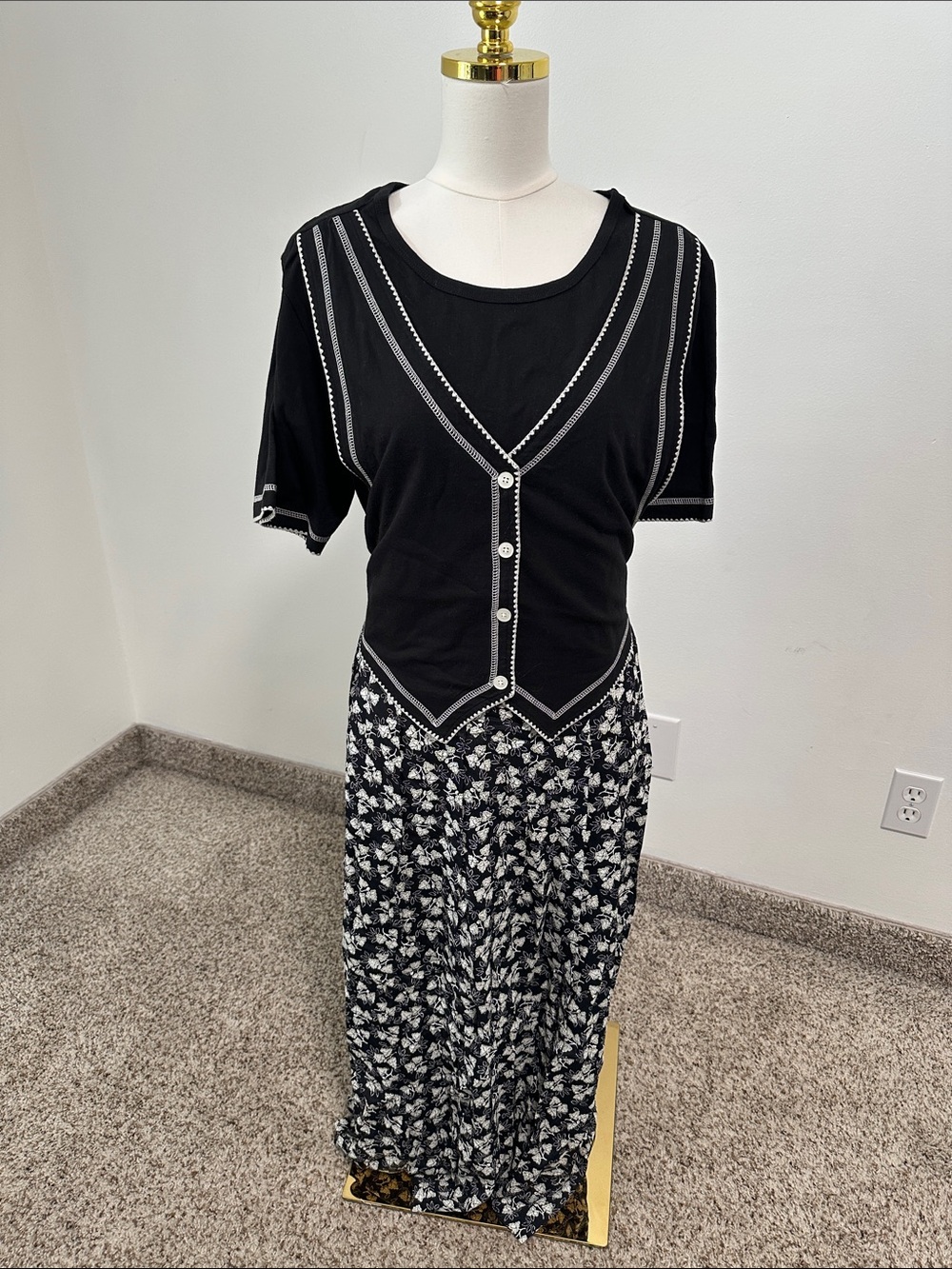 🥕 Vintage Karin Stevens Dress